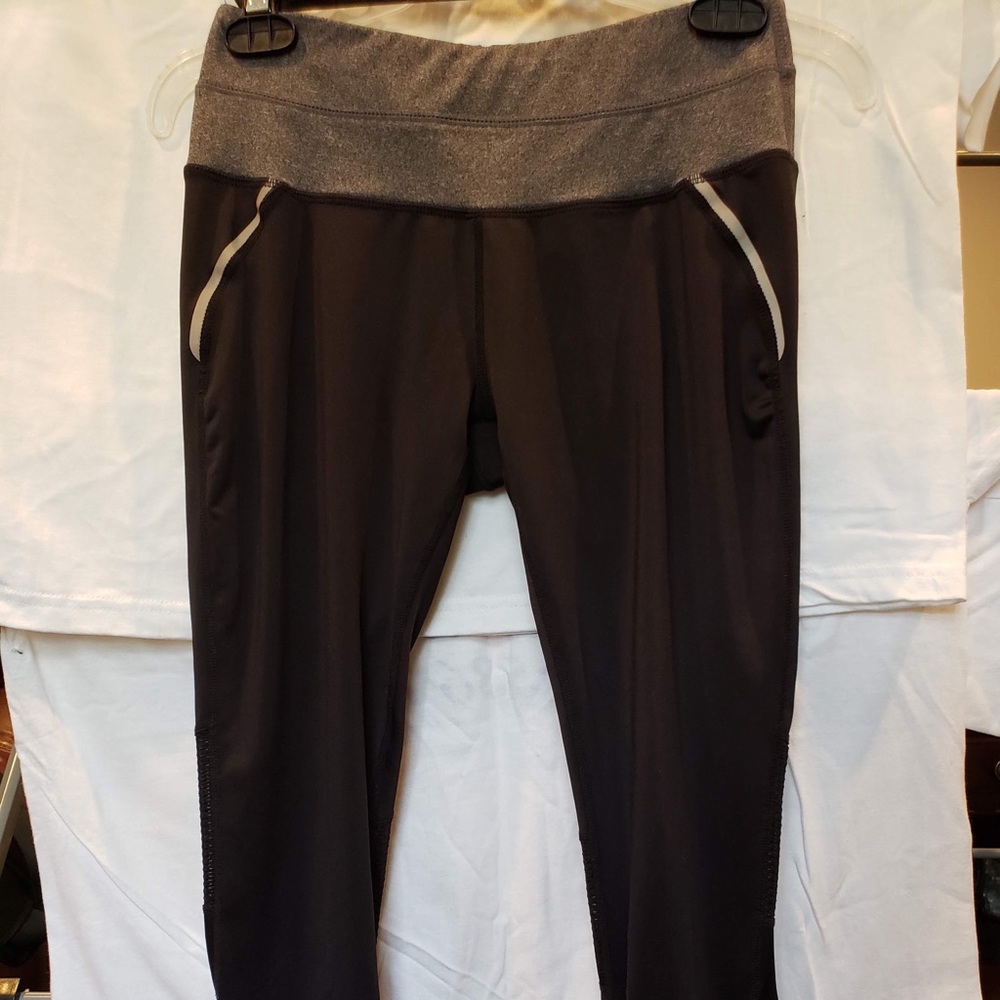REEBOK Capri gym leggings